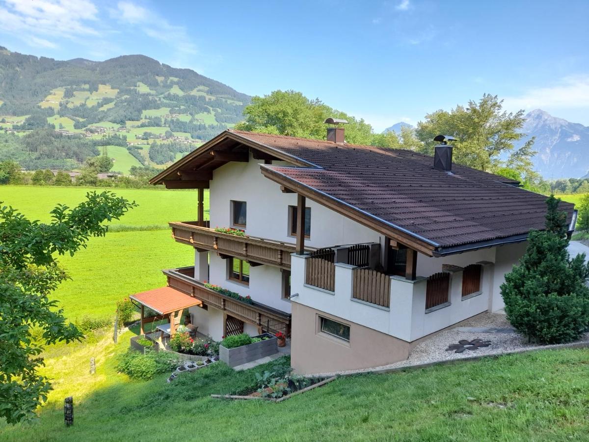 Ferienwohnung Rose Hart im Zillertal Exterior foto
